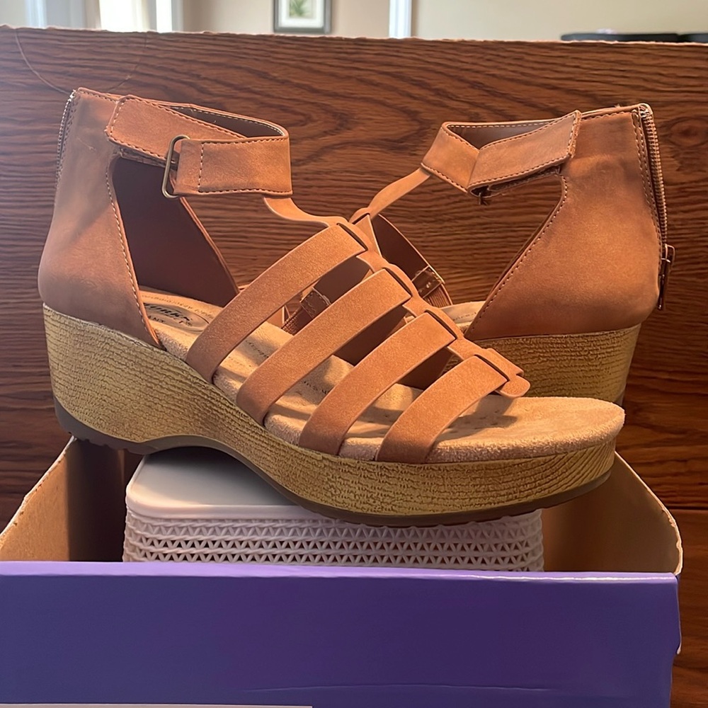 Easy Works wedge sandal